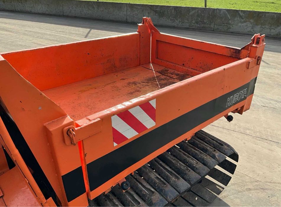 Basculanta pe senile Kubota RC30 Diesel