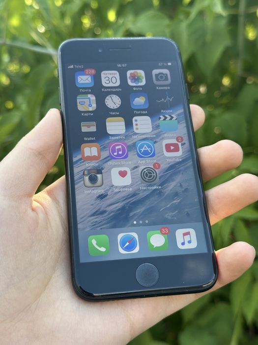 Черный iPhone 7 (32GB)