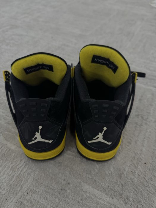 nike jordan 4 yellow thunder