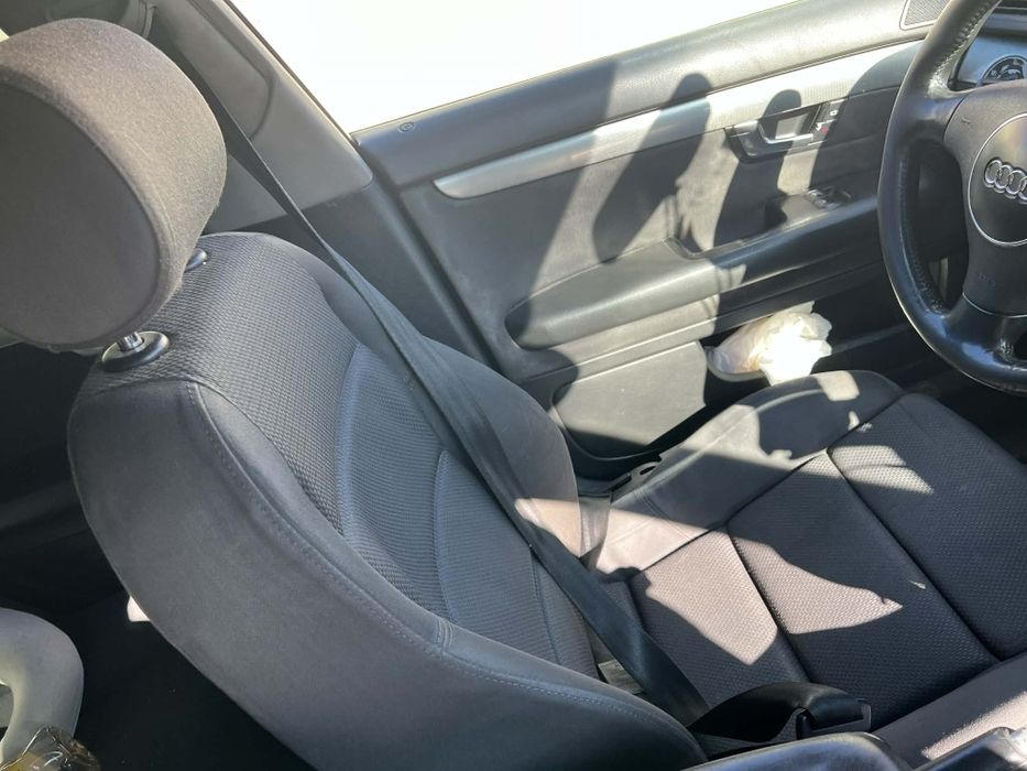 Vând Audi A4 B6 în perfecta stare de funcționare