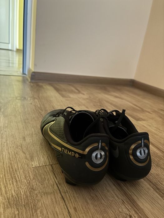 Nike tiempo legend academy