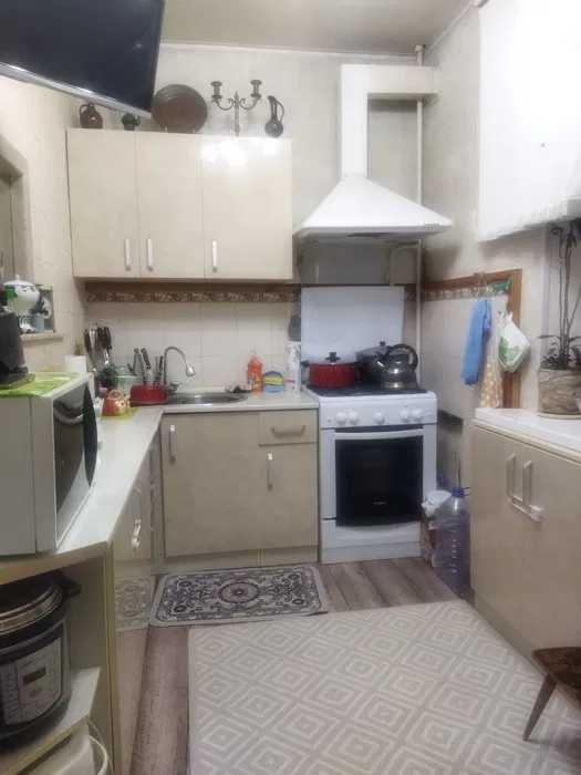 Продаётся квартира 12 квартал метро Туркистон 1/4/9