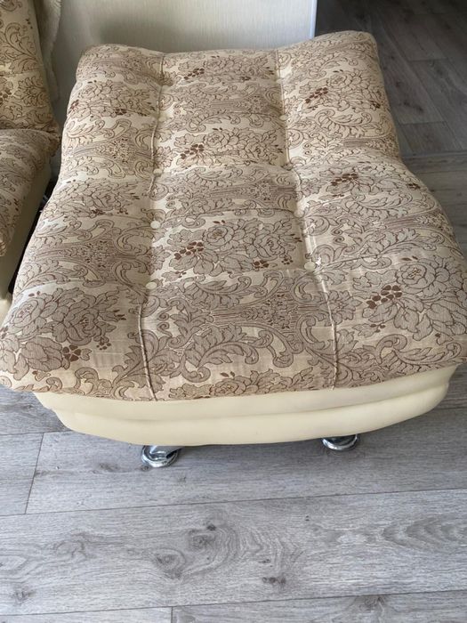 Продам два кресла