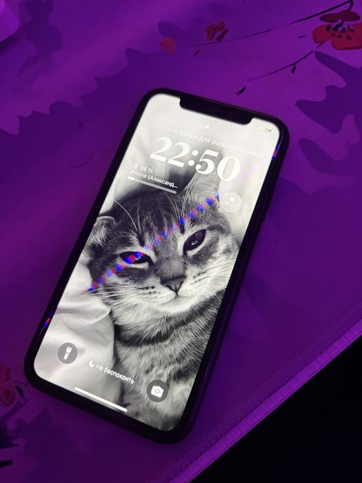 Продам айфон xr