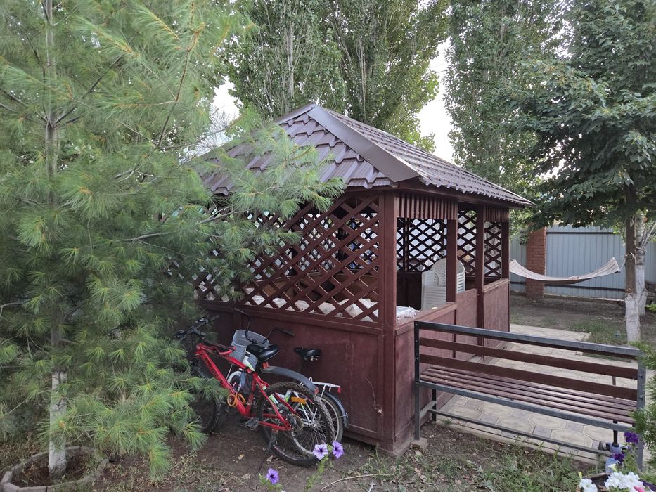 Деревянная беседка