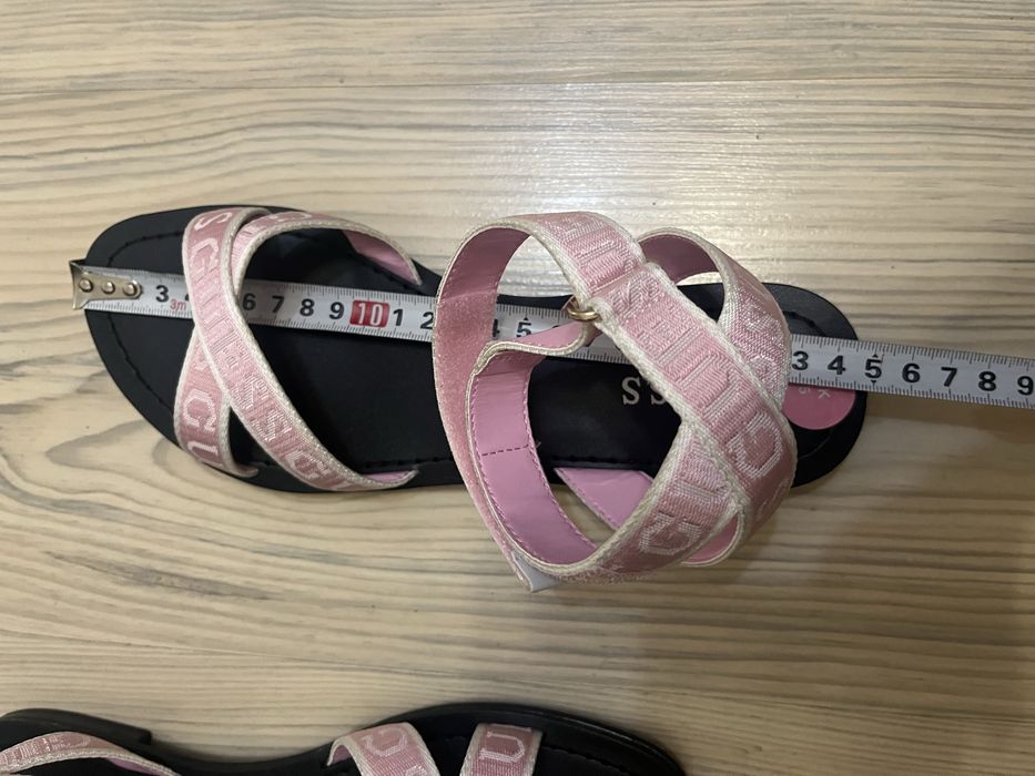 Дамски Сандали Guess