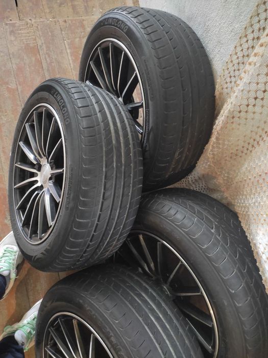 Сака дискалар холати зур