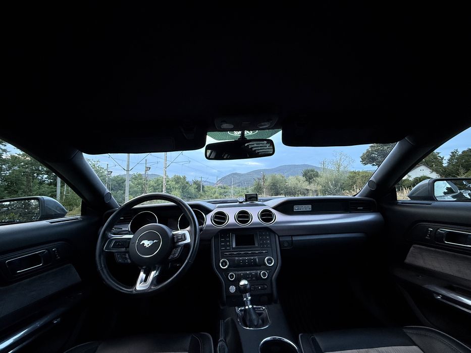 Ford Mustang 2.3 Manual Versiune SUA 50-Year Edition