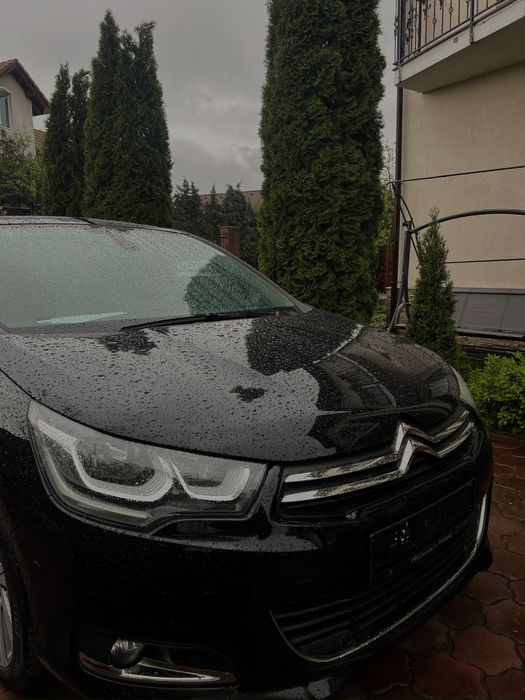 Citroën C4