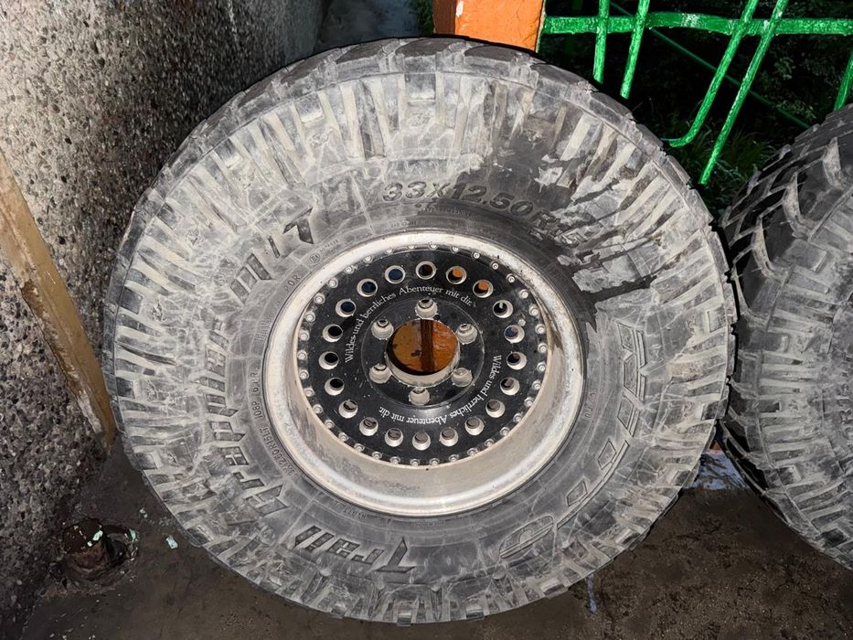 Диски с шинами 33x12.5 15 МТ