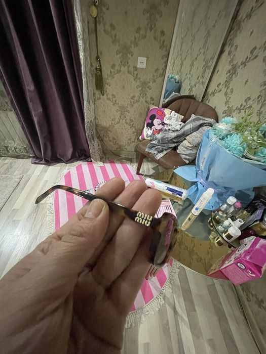 Сумки и косметички брендовые