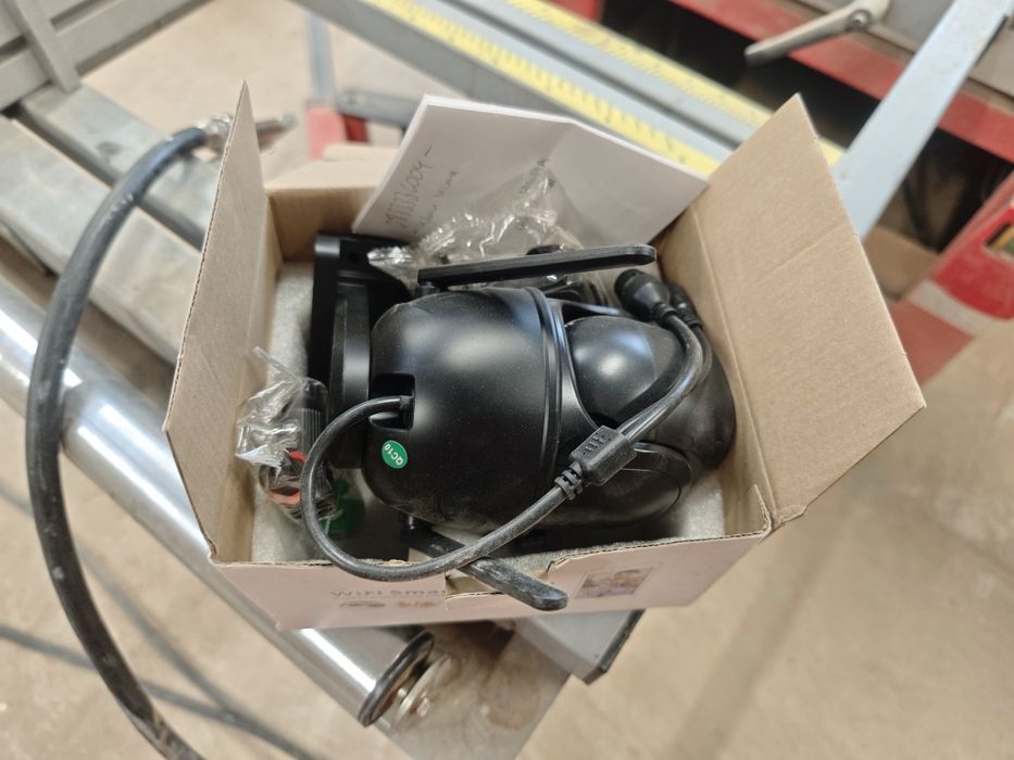 Wi fi камера чисто нова.