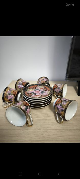 Seturi servicii cafea, aproape noi