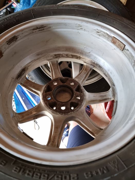 Jante aliaj R16 Ford 5x108 cu anvelope de iarna Debica Frigo 205/55/16