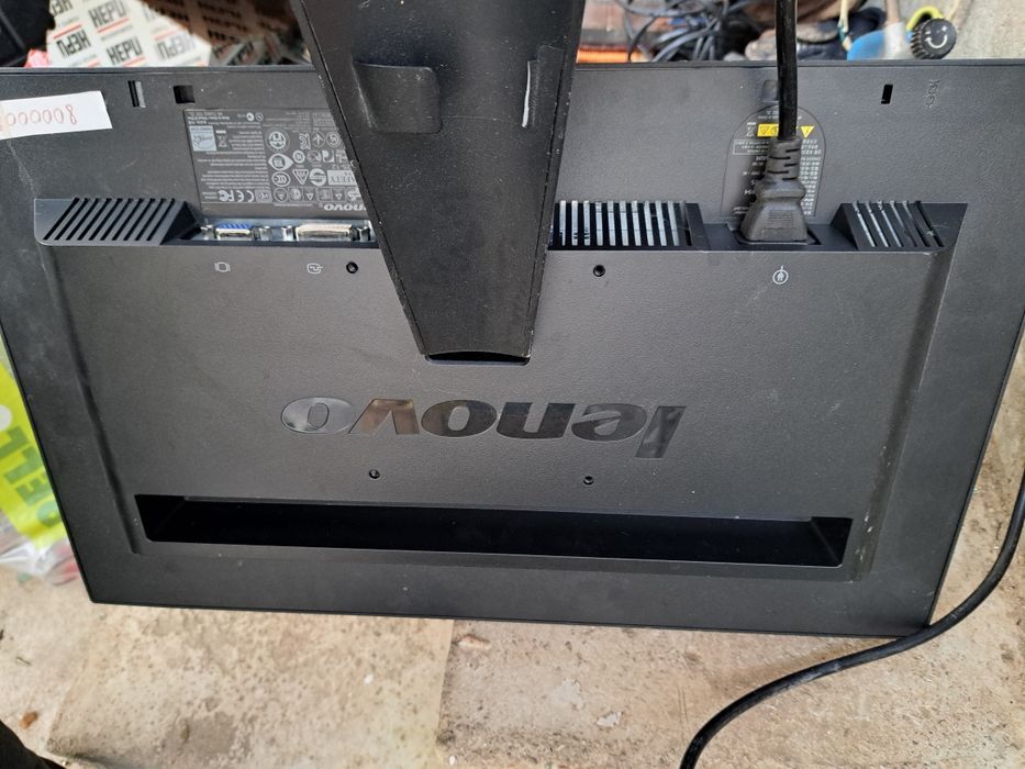 Monitoare led  functionale.