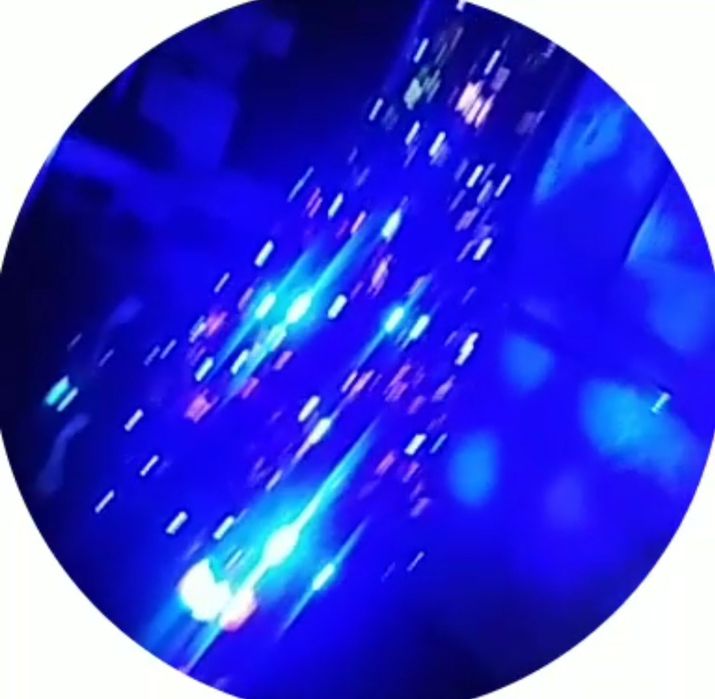 Новогодняя ёлка со встроенной гирляндой