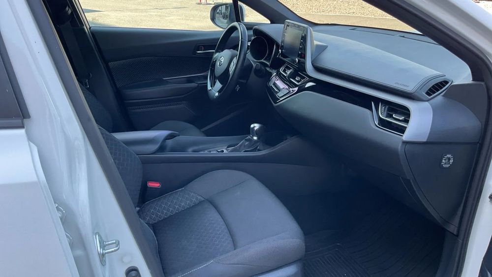 Toyota C-HR Toyota C-HR 1.8 HSD eCVT 122CP Core