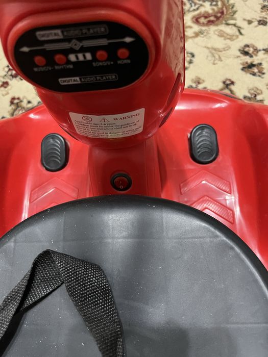 Электромобиль детский