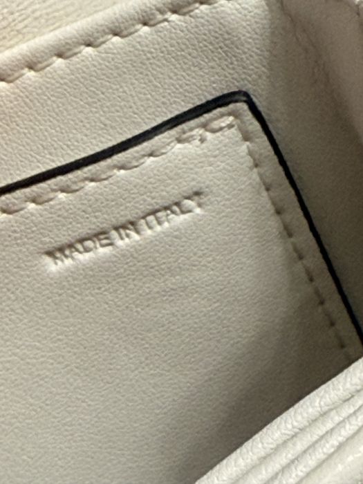 Оригинал Valentino