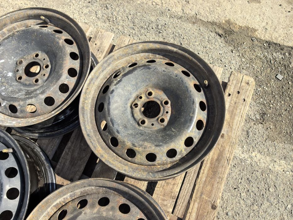 15 цола 5 х 98 мм Фиат Типо / Алфа Ромео - 6 инча / ЕТ 38