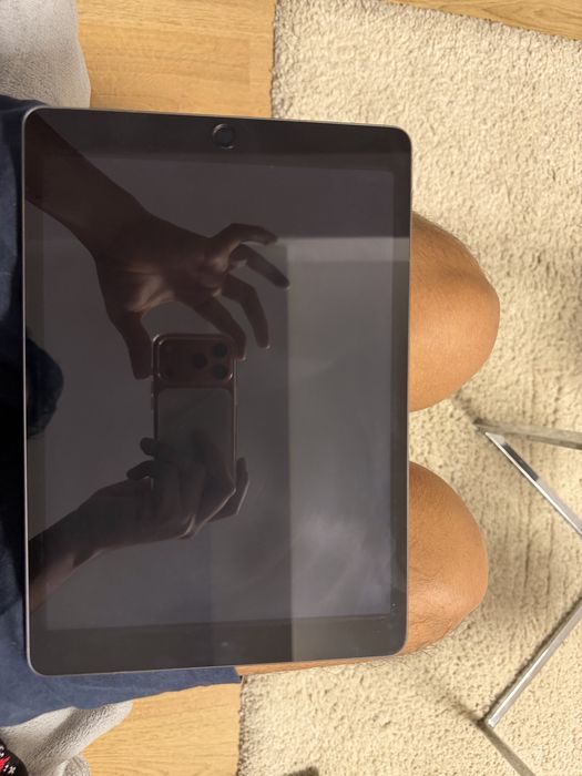 iPad 9th gen 64 GB