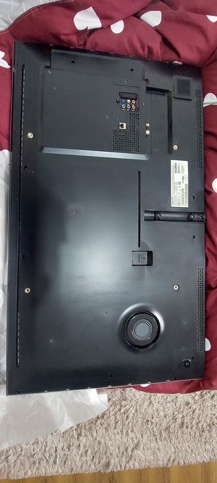 Vând televizor led  3D marca Philips ambilight