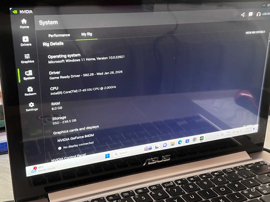 Laptop ASUS UX303L i7 8GB SSD 240GB 840M defect baterie