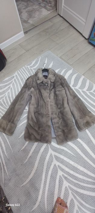 Шубы, женская одежда