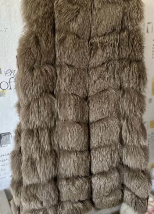 Жилетка песец безрукавка