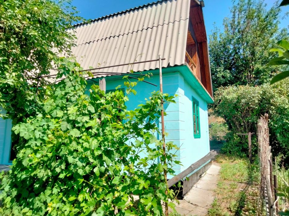 Продам дачу в районе Самсоновки.
