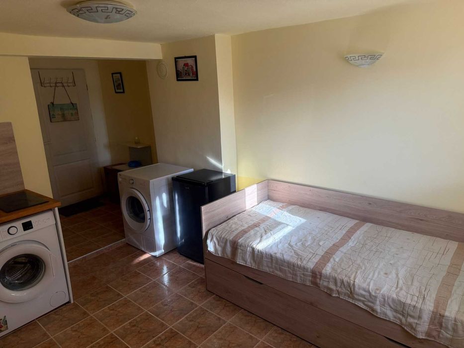 Дава се под наем Едностаен апартамент в Балчик - 22 кв.м за 170 € - Снимка #1