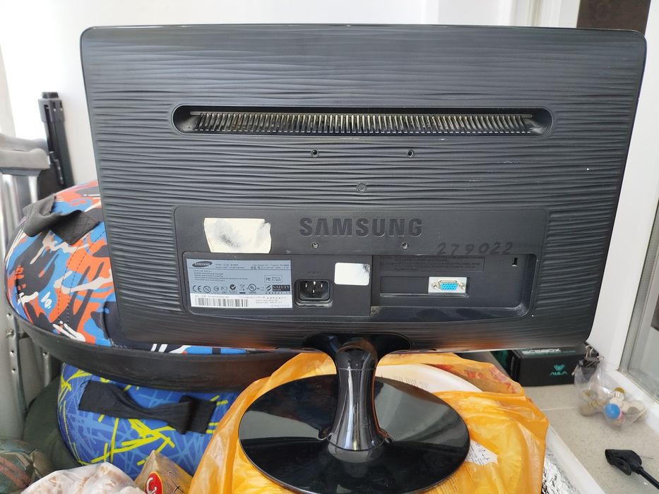 Монитор Samsung 19'