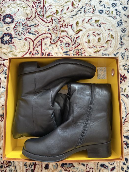 Женские зимние сапоги