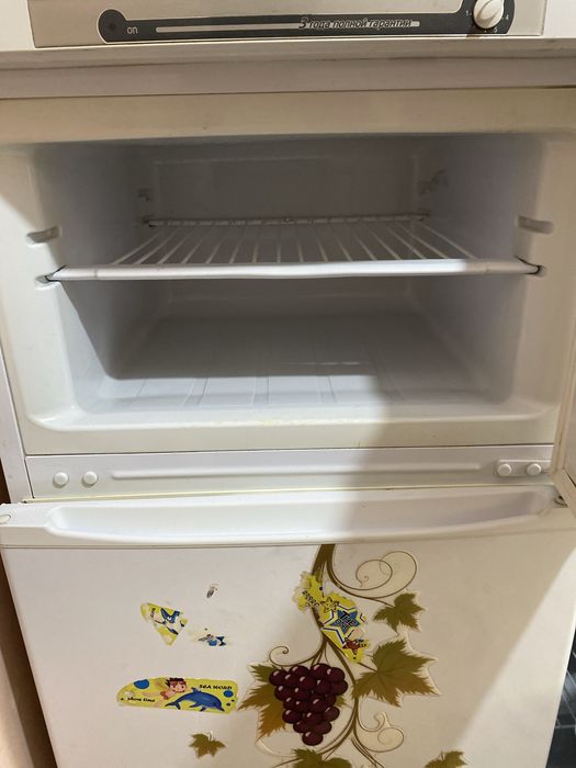 Холодильник от INDESIT