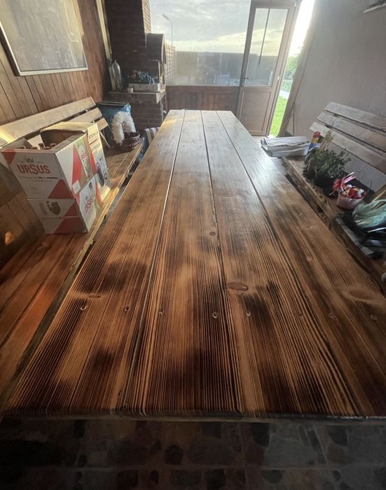 Set rustic lemn masiv brad masa + 2 scaune + 2 banci 3500 ron negociabil