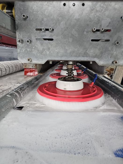 Utilaje spălătorie covoare, mașina spalat, desprafuitor, centrifuga