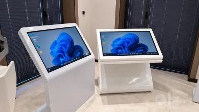 Интерактивные Инфокиоски 32/43/55 4/32Gb-8/128Gb микрофон и веб камера