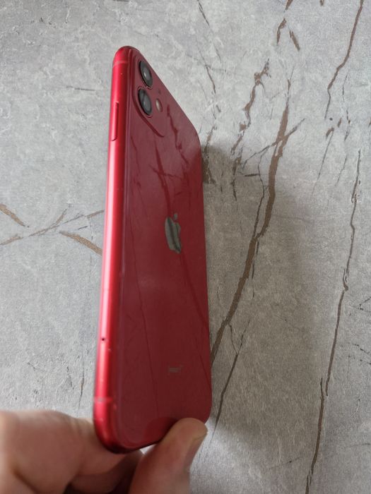 IPhone 11  64GB Yomkost 100%