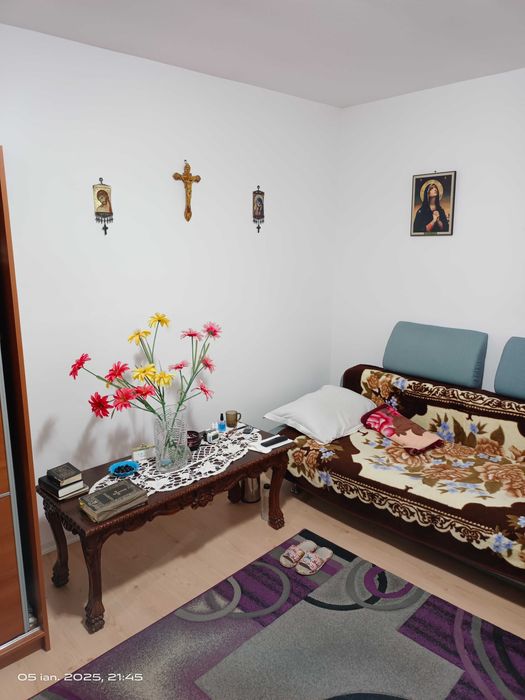 Casă de vânzare în Năvodari – Centru, 2 Grupuri Sanitare, 90 mp utili, Gaze