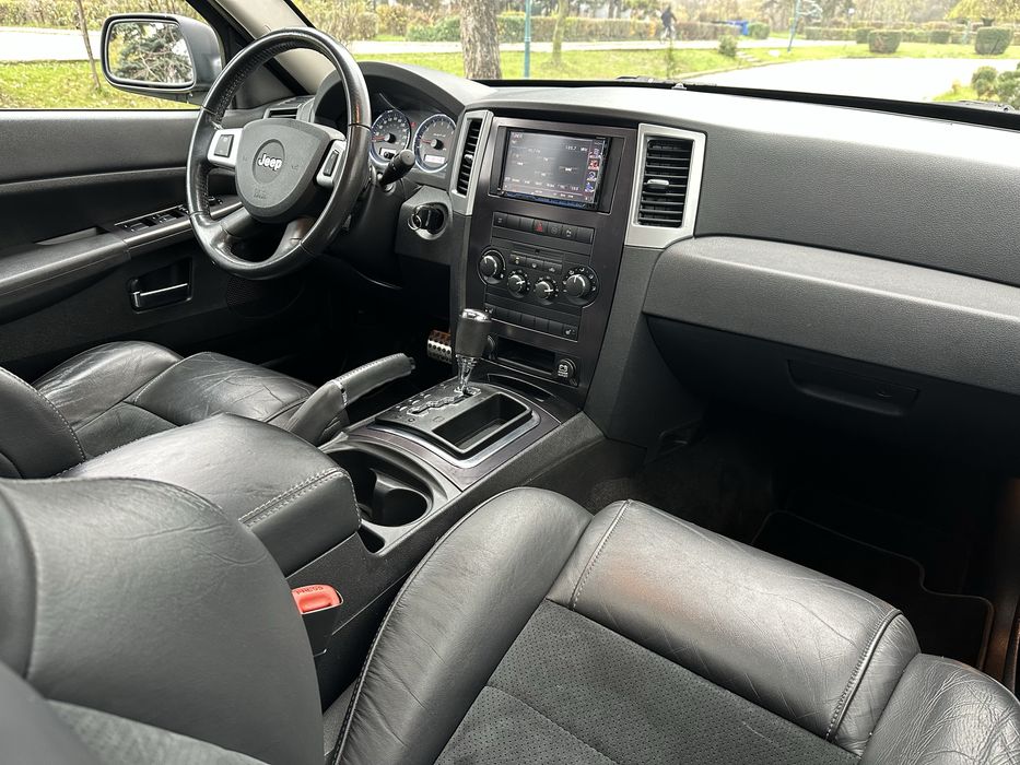 Jeep Grand Cherokee SRT8