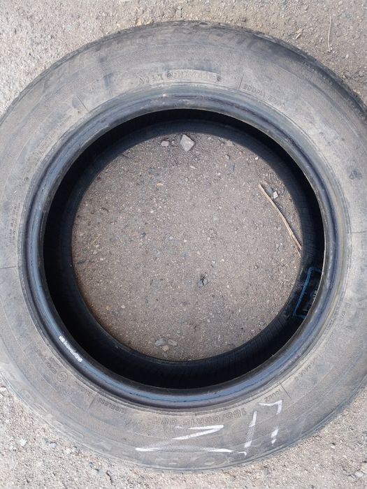 4 шины Bridgestone 185 65 R15.