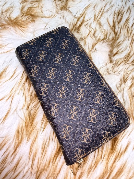 Portofel Guess de dama