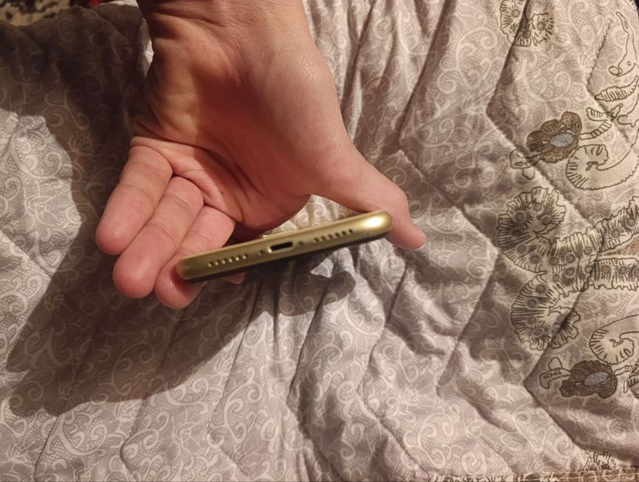 Срочно продается Iphone 11 64Gb