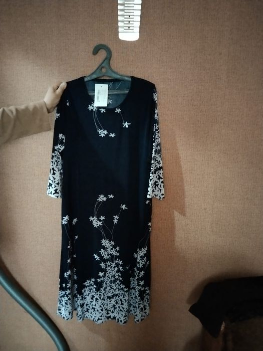 Продам платье женс