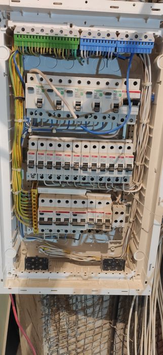 Электрик, Електрик, Elektrik