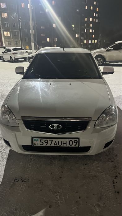 Продается приора 1 люкс