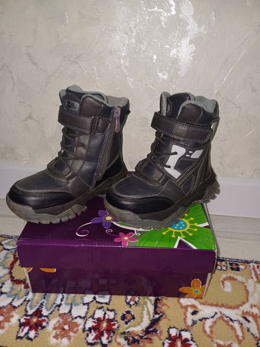 Зимние сапожки на мальчика