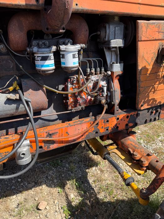 Tractor U650 în stare perfectă de funcționare.