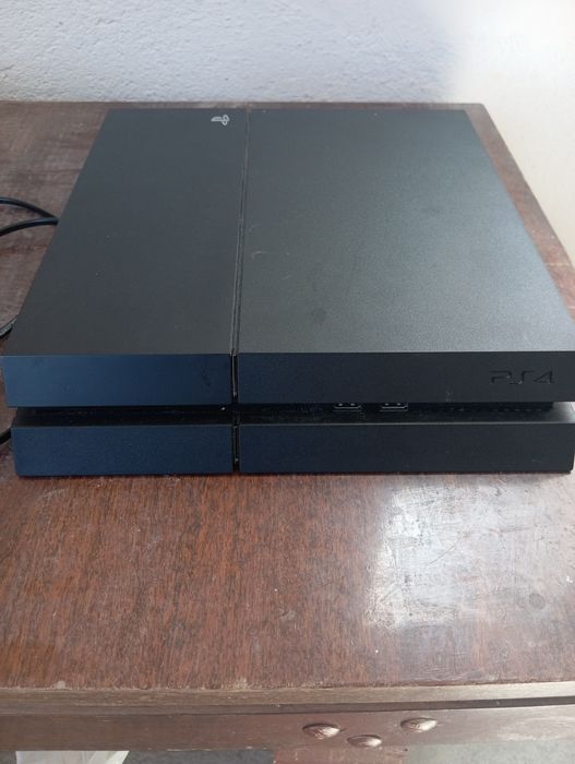 PlayStation 4 Fat