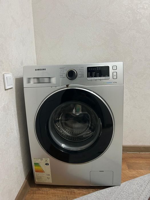 Продам стиральную машину